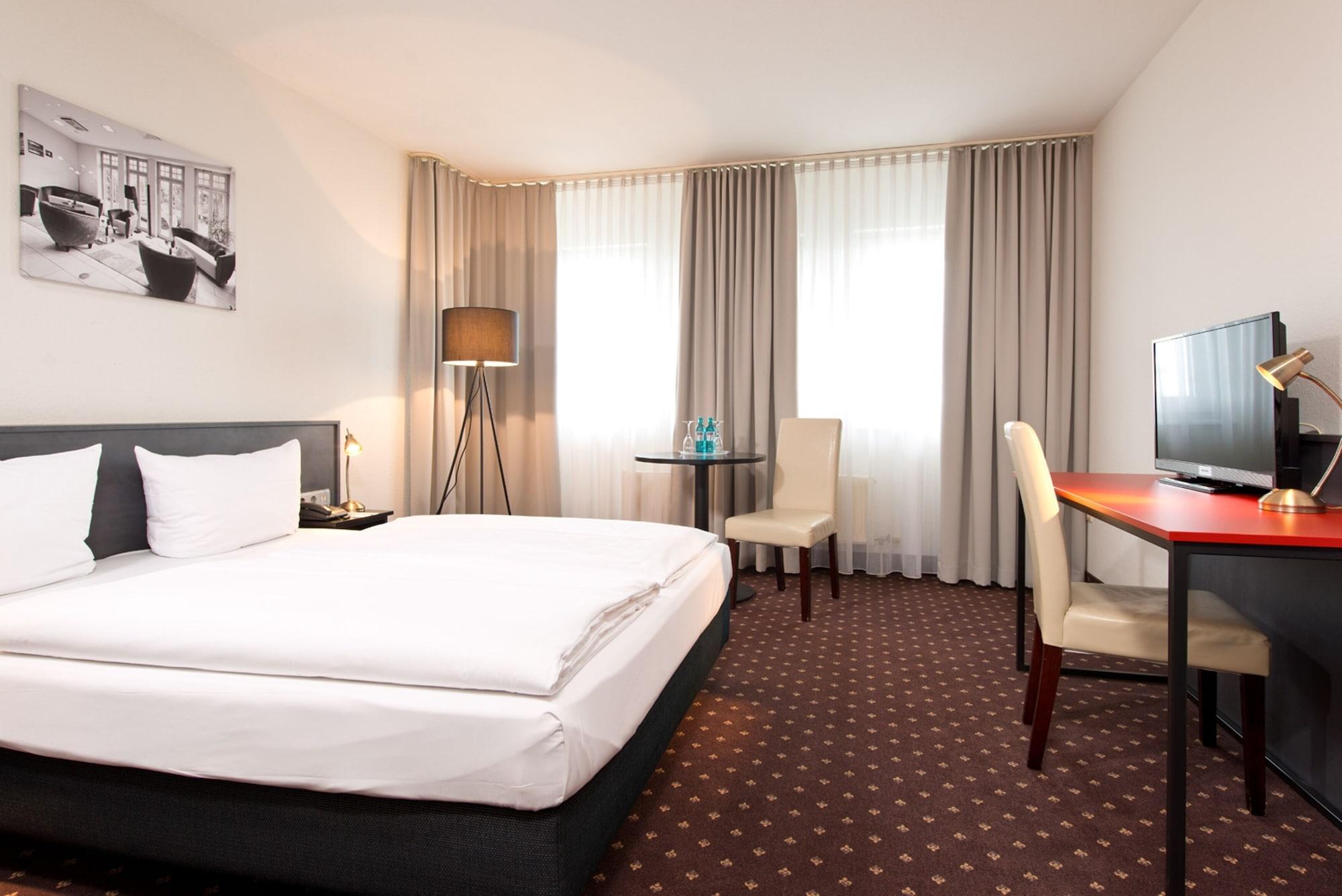 Achat Hotel Hockenheim Εξωτερικό φωτογραφία