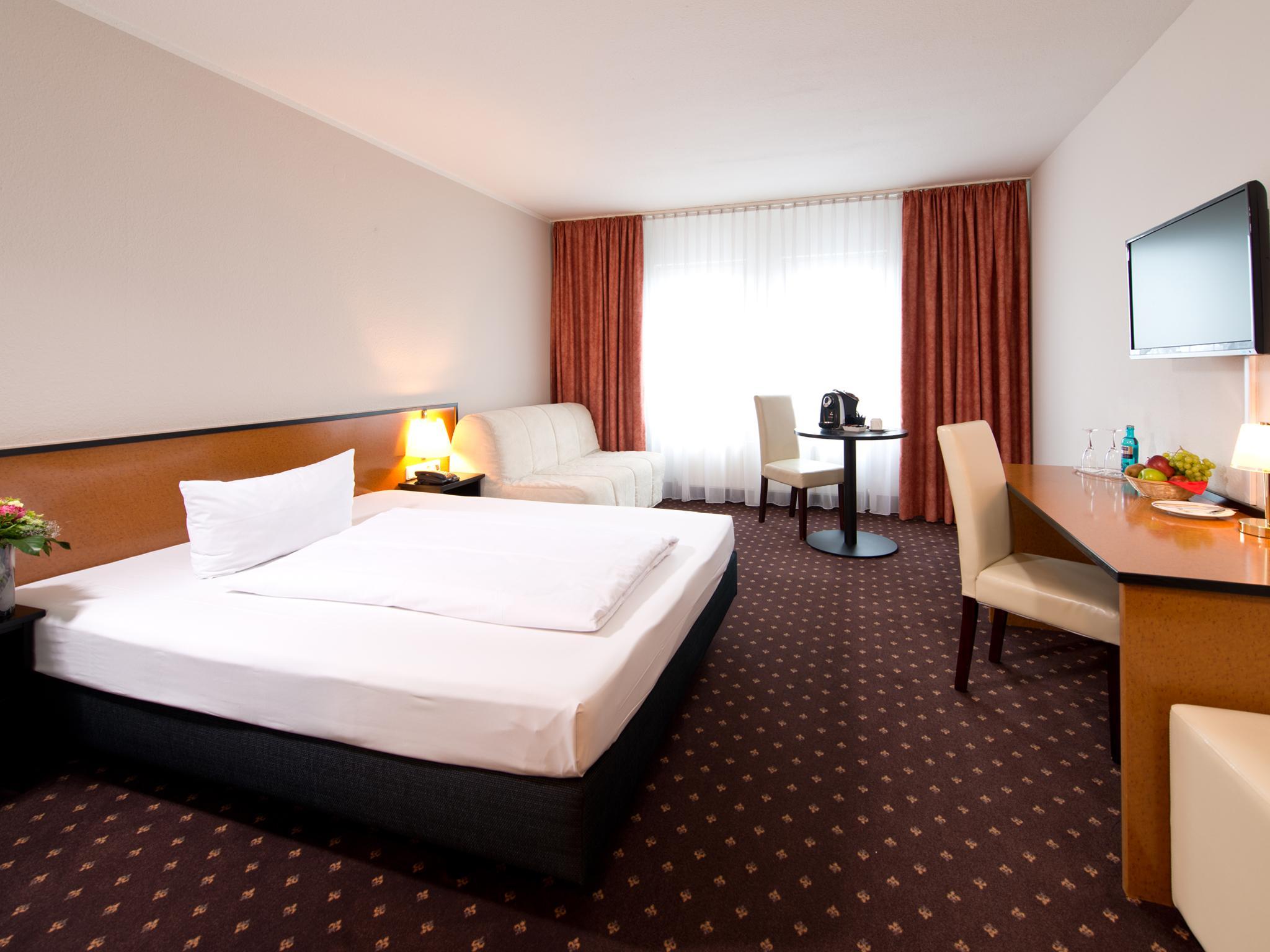 Achat Hotel Hockenheim Εξωτερικό φωτογραφία